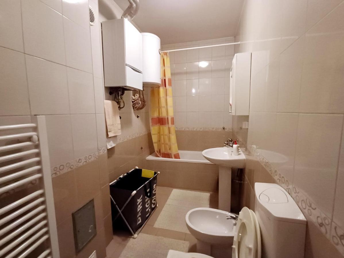 Apartmani Damir ซาราเยโว ภายนอก รูปภาพ