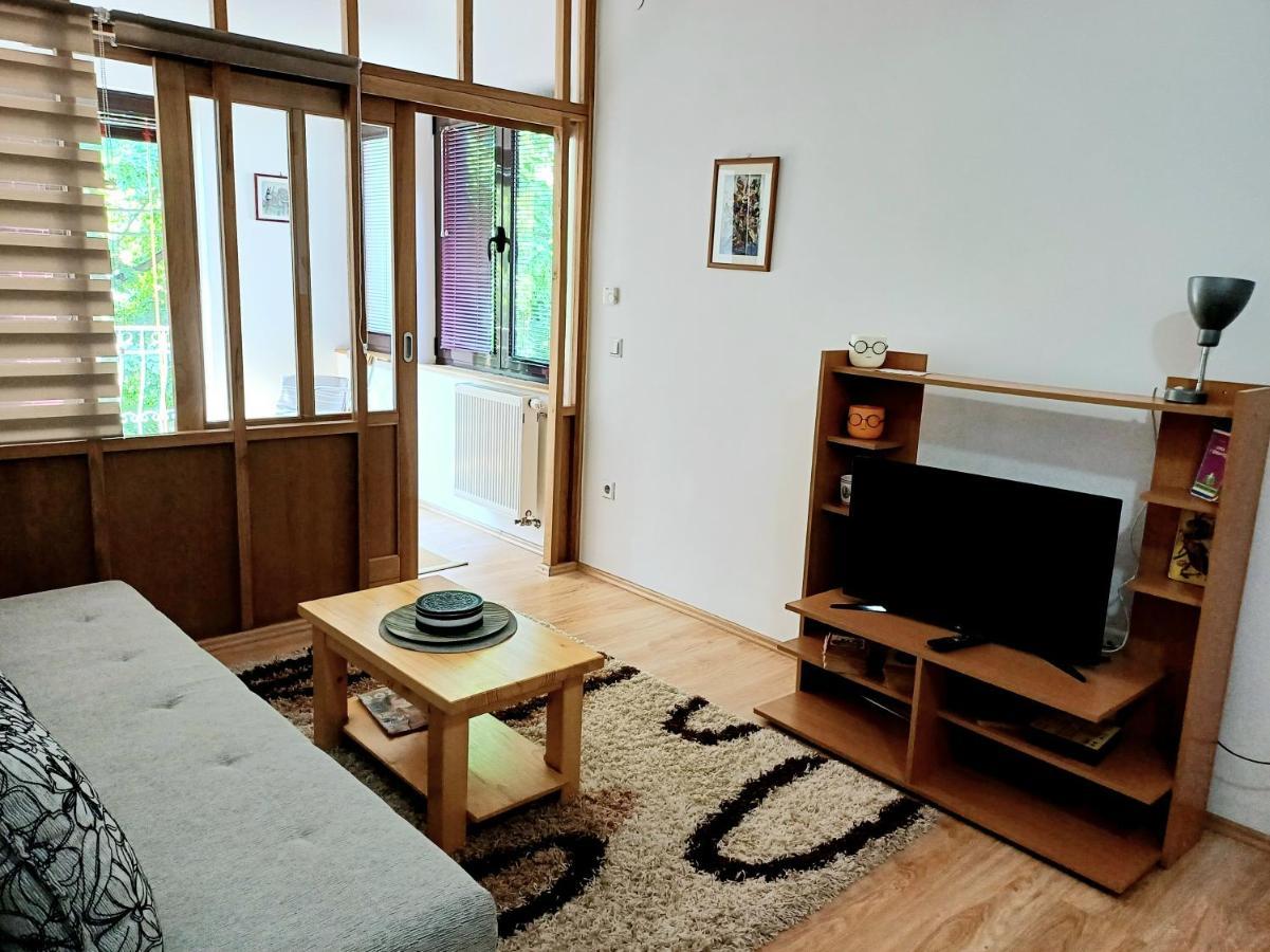 Apartmani Damir ซาราเยโว ภายนอก รูปภาพ