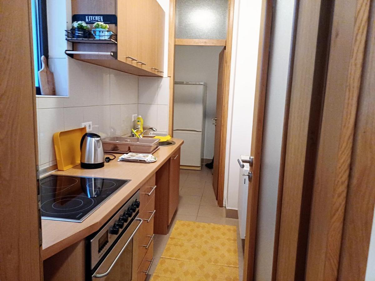 Apartmani Damir ซาราเยโว ภายนอก รูปภาพ